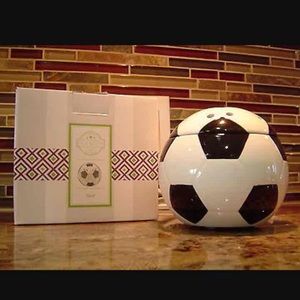 Scentsy soccer ball warmer